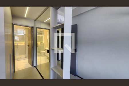 Apartamento para alugar com 101m², 3 quartos e 1 vaga Apartamento para alugar com 101m², 3 quartos e 1 vagaCloset da suíte