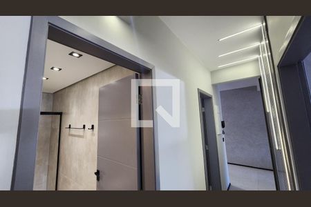 Apartamento para alugar com 101m², 3 quartos e 1 vaga Apartamento para alugar com 101m², 3 quartos e 1 vagaBanheiro Corredor