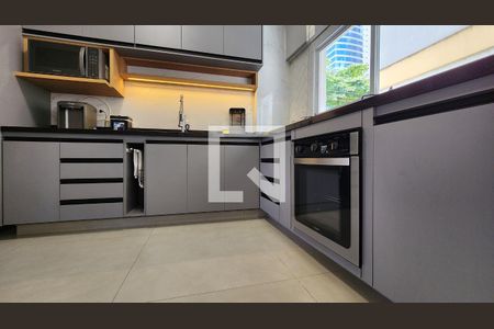 Apartamento para alugar com 101m², 3 quartos e 1 vaga Apartamento para alugar com 101m², 3 quartos e 1 vagaCozinha - Armários