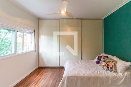 Casa à venda com 413m², 5 quartos e 3 vagasQuarto 2 - Suíte