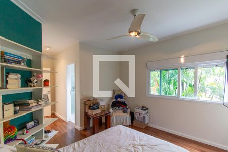 Casa à venda com 413m², 5 quartos e 3 vagasQuarto 2 - Suíte