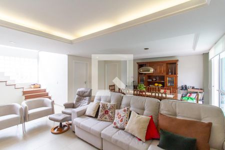 Casa à venda com 413m², 5 quartos e 3 vagasSala 2