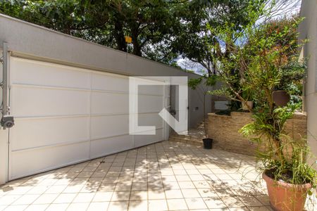 Casa à venda com 413m², 5 quartos e 3 vagasGaragem