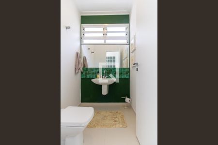 Casa à venda com 413m², 5 quartos e 3 vagasLavabo 2