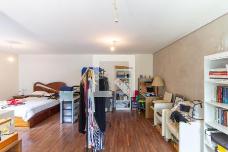 Casa à venda com 413m², 5 quartos e 3 vagasBanheiro da Suíte 5