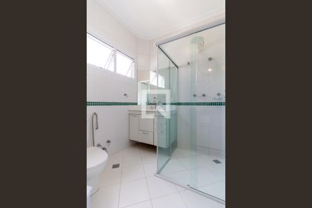 Casa à venda com 413m², 5 quartos e 3 vagasBanheiro da Suíte 3