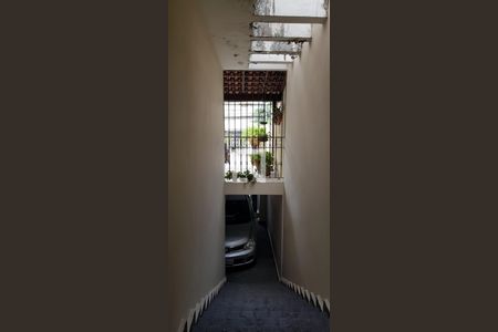 Casa para alugar com 178m², 3 quartos e 2 vagasEscadas