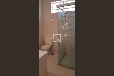 Casa para alugar com 178m², 3 quartos e 2 vagasBanheiro 