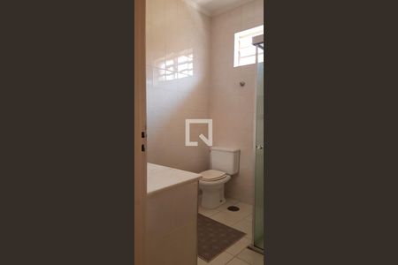 Casa para alugar com 178m², 3 quartos e 2 vagasBanheiro 