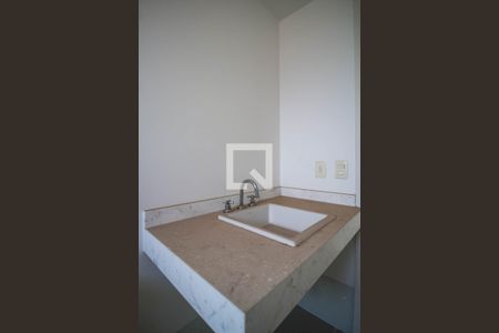 Apartamento para alugar com 92m², 2 quartos e 2 vagas Apartamento para alugar com 92m², 2 quartos e 2 vagasBanheiro