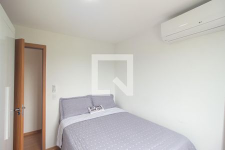 Quarto 1 de apartamento para alugar com 2 quartos, 43m² em Campo Grande, Rio de Janeiro