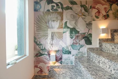 Casa de condomínio à venda com 125m², 3 quartos e 1 vaga Casa de condomínio à venda com 125m², 3 quartos e 1 vagaEscada de Acesso