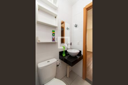 Apartamento para alugar com 44m², 2 quartos e sem vaga Apartamento para alugar com 44m², 2 quartos e sem vagaBanheiro
