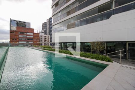 Apartamento para alugar com 66m², 1 quarto e 1 vaga Apartamento para alugar com 66m², 1 quarto e 1 vagaÁrea comum - Piscina