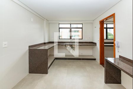 Apartamento à venda com 135m², 4 quartos e 3 vagas Apartamento à venda com 135m², 4 quartos e 3 vagasCozinha