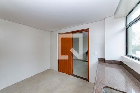 Apartamento à venda com 135m², 4 quartos e 3 vagas Apartamento à venda com 135m², 4 quartos e 3 vagasÁrea de Serviço