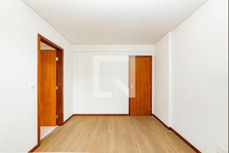 Apartamento à venda com 135m², 4 quartos e 3 vagas Apartamento à venda com 135m², 4 quartos e 3 vagasSuíte 2