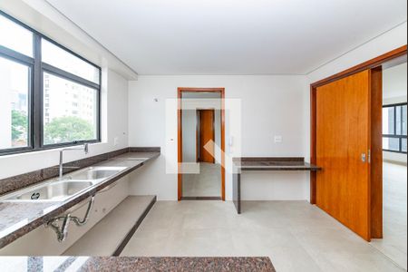 Apartamento à venda com 135m², 4 quartos e 3 vagas Apartamento à venda com 135m², 4 quartos e 3 vagasCozinha