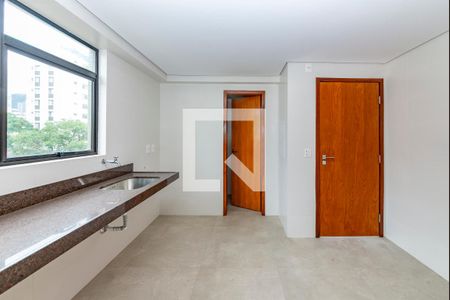 Apartamento à venda com 135m², 4 quartos e 3 vagas Apartamento à venda com 135m², 4 quartos e 3 vagasÁrea de Serviço