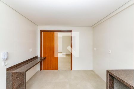 Apartamento à venda com 135m², 4 quartos e 3 vagas Apartamento à venda com 135m², 4 quartos e 3 vagasCozinha