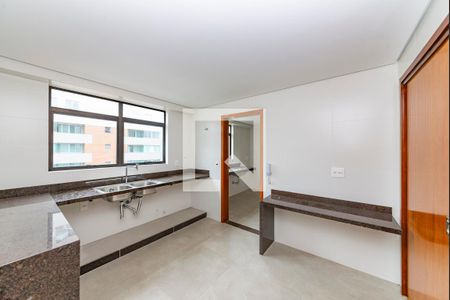 Apartamento à venda com 135m², 4 quartos e 3 vagas Apartamento à venda com 135m², 4 quartos e 3 vagasCozinha