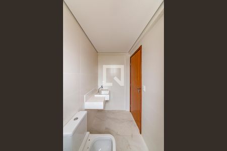 Apartamento à venda com 135m², 4 quartos e 3 vagas Apartamento à venda com 135m², 4 quartos e 3 vagasBanheiro da Suíte 2