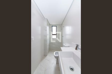 Apartamento à venda com 135m², 4 quartos e 3 vagas Apartamento à venda com 135m², 4 quartos e 3 vagasBanheiro da Suíte 2