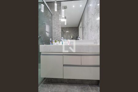 Apartamento à venda com 278m², 3 quartos e 3 vagasBanheiro da suíte