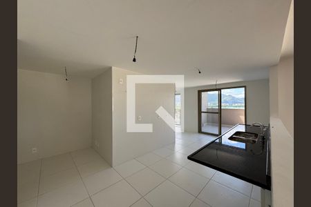 Apartamento à venda com 372m², 4 quartos e 4 vagas Apartamento à venda com 372m², 4 quartos e 4 vagasCozinha
