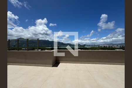 Apartamento à venda com 372m², 4 quartos e 4 vagas Apartamento à venda com 372m², 4 quartos e 4 vagasTerraço