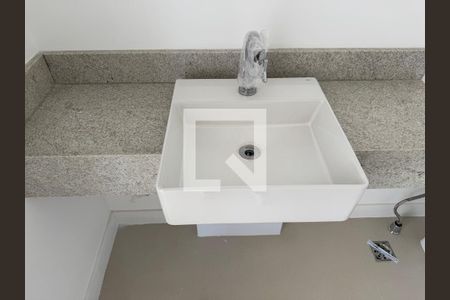 Apartamento à venda com 372m², 4 quartos e 4 vagas Apartamento à venda com 372m², 4 quartos e 4 vagasLavabo