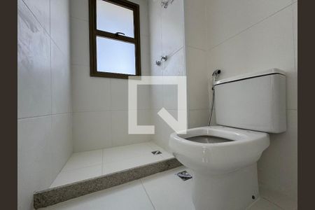 Apartamento à venda com 372m², 4 quartos e 4 vagas Apartamento à venda com 372m², 4 quartos e 4 vagasSuíte 4 - Banheiro