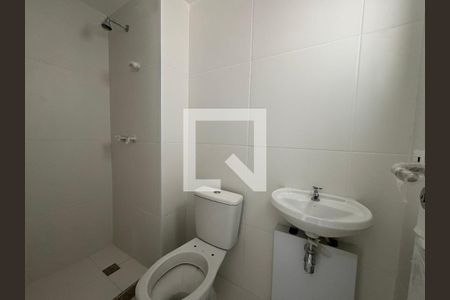 Apartamento à venda com 372m², 4 quartos e 4 vagas Apartamento à venda com 372m², 4 quartos e 4 vagasÁrea de Serviço - Banheiro