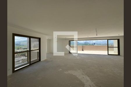 Apartamento à venda com 372m², 4 quartos e 4 vagas Apartamento à venda com 372m², 4 quartos e 4 vagasSala