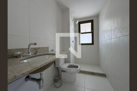 Apartamento à venda com 372m², 4 quartos e 4 vagas Apartamento à venda com 372m², 4 quartos e 4 vagasSuíte 2 - Banheiro