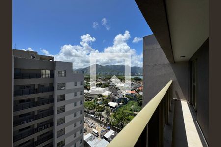 Apartamento à venda com 372m², 4 quartos e 4 vagas Apartamento à venda com 372m², 4 quartos e 4 vagasTerraço