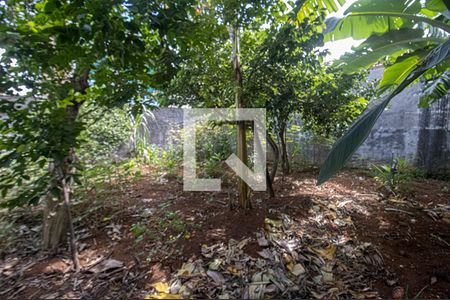 Casa à venda com 330m², 3 quartos e 2 vagas Casa à venda com 330m², 3 quartos e 2 vagasespaço para plantas_2