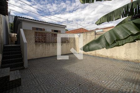Casa à venda com 330m², 3 quartos e 2 vagas Casa à venda com 330m², 3 quartos e 2 vagasquintal_4