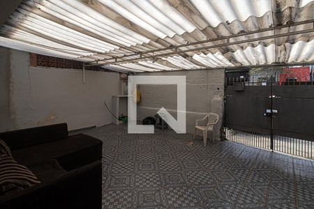 Casa à venda com 330m², 3 quartos e 2 vagas Casa à venda com 330m², 3 quartos e 2 vagasgaragem_2