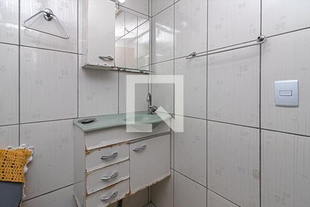 Casa à venda com 330m², 3 quartos e 2 vagas Casa à venda com 330m², 3 quartos e 2 vagasbanheiro social