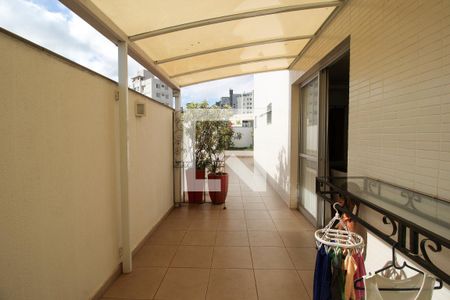 Apartamento à venda com 288m², 3 quartos e 2 vagasÁrea comum