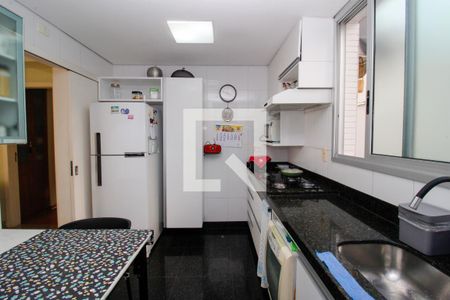 Apartamento à venda com 288m², 3 quartos e 2 vagasCozinha