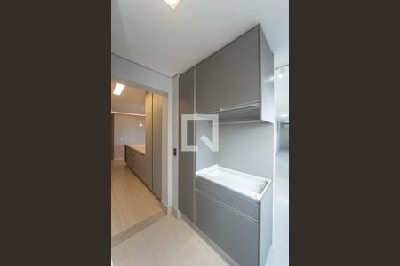 Apartamento para alugar com 103m², 3 quartos e 2 vagas Apartamento para alugar com 103m², 3 quartos e 2 vagasÁrea de Serviço