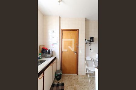 Apartamento à venda com 62m², 2 quartos e 1 vagaCozinha