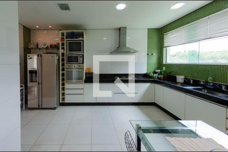 Casa à venda com 450m², 4 quartos e 3 vagasCozinha