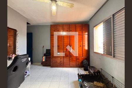 Casa à venda com 184m², 3 quartos e 2 vagas Casa à venda com 184m², 3 quartos e 2 vagasQuarto 3