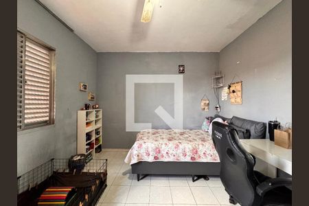 Casa à venda com 184m², 3 quartos e 2 vagas Casa à venda com 184m², 3 quartos e 2 vagasQuarto 3