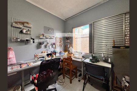 Casa à venda com 184m², 3 quartos e 2 vagas Casa à venda com 184m², 3 quartos e 2 vagasQuarto 2