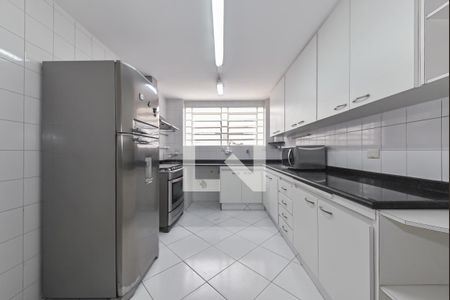 Casa à venda com 269m², 3 quartos e 3 vagas Casa à venda com 269m², 3 quartos e 3 vagasCozinha