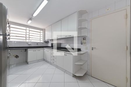 Casa à venda com 269m², 3 quartos e 3 vagas Casa à venda com 269m², 3 quartos e 3 vagasCozinha